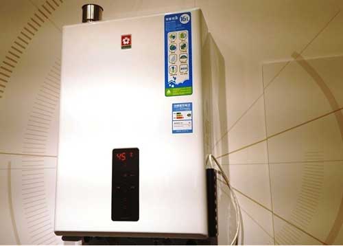 櫻花雙驅(qū)恒溫燃氣熱水器：0.5℃智控恒溫，盡享舒適沐浴