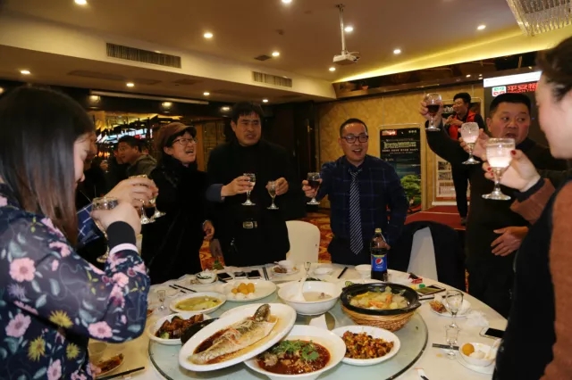 “品牌?品質(zhì)?品味”，平安樹板材兩個系列產(chǎn)品創(chuàng)訂貨奇跡