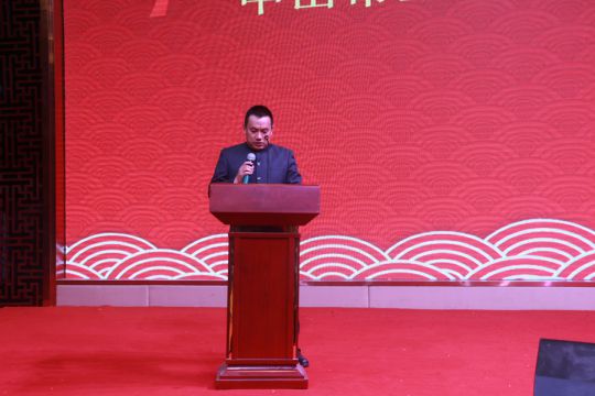 品牌榮譽(yù)|國方紅木董事長陳新平榮獲工藝美術(shù)大師稱號(hào)
