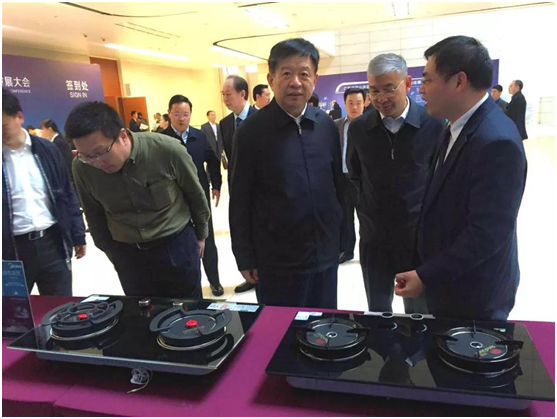 潘基文會見中國優(yōu)秀企業(yè)代表紅日廚衛(wèi)領(lǐng)導(dǎo)