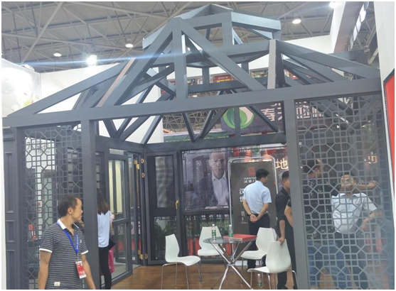 貴陽建博會上展風(fēng)采，漢唐門窗名揚四海
