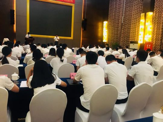 火星人集成灶銷售部9月績溪會議：我們是最棒的團隊！