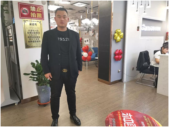 冠華照明經(jīng)銷商專訪：“始于顏值，陷于品質，忠于品牌”