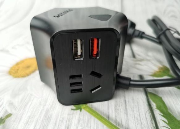 有了飛利浦摩天輪系列插座，充電器什么的都是浮云！