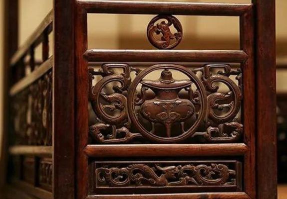 講道理說紅木家具保養難的，這些方法你都試了嗎？