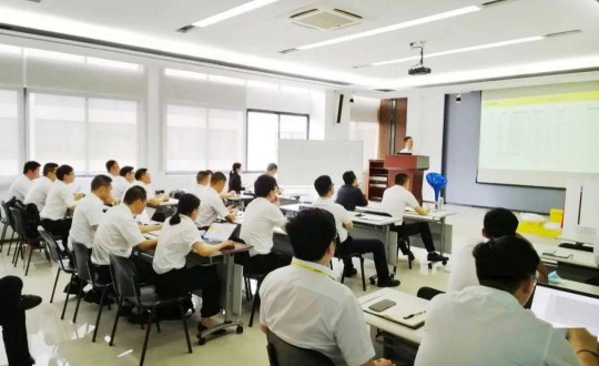 有沒有人知道，TCL照明、龍勝、嘉美等年中忙什么？