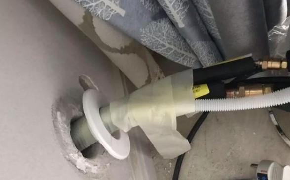 空調掛機排水管與空調眼一樣高，可以嗎？