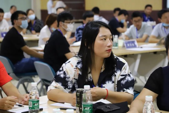 億合門窗從“新”出發(fā)，成功舉辦新一屆新商訓(xùn)練營(yíng)
